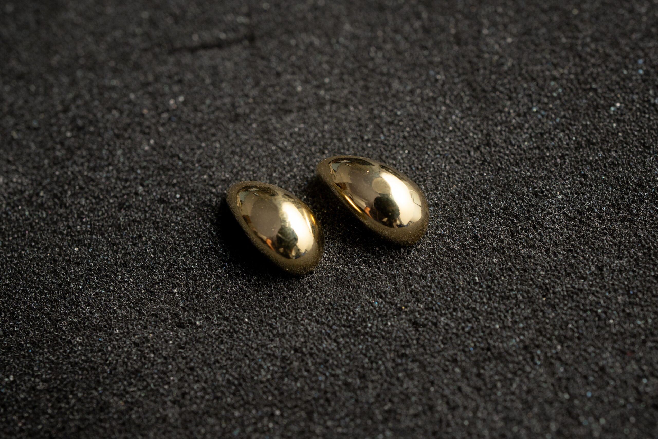Brinco Gota M - Banhado em Ouro18k