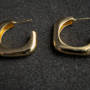 Brinco Argola Quadrada Lisa - Banhado em Ouro 18k