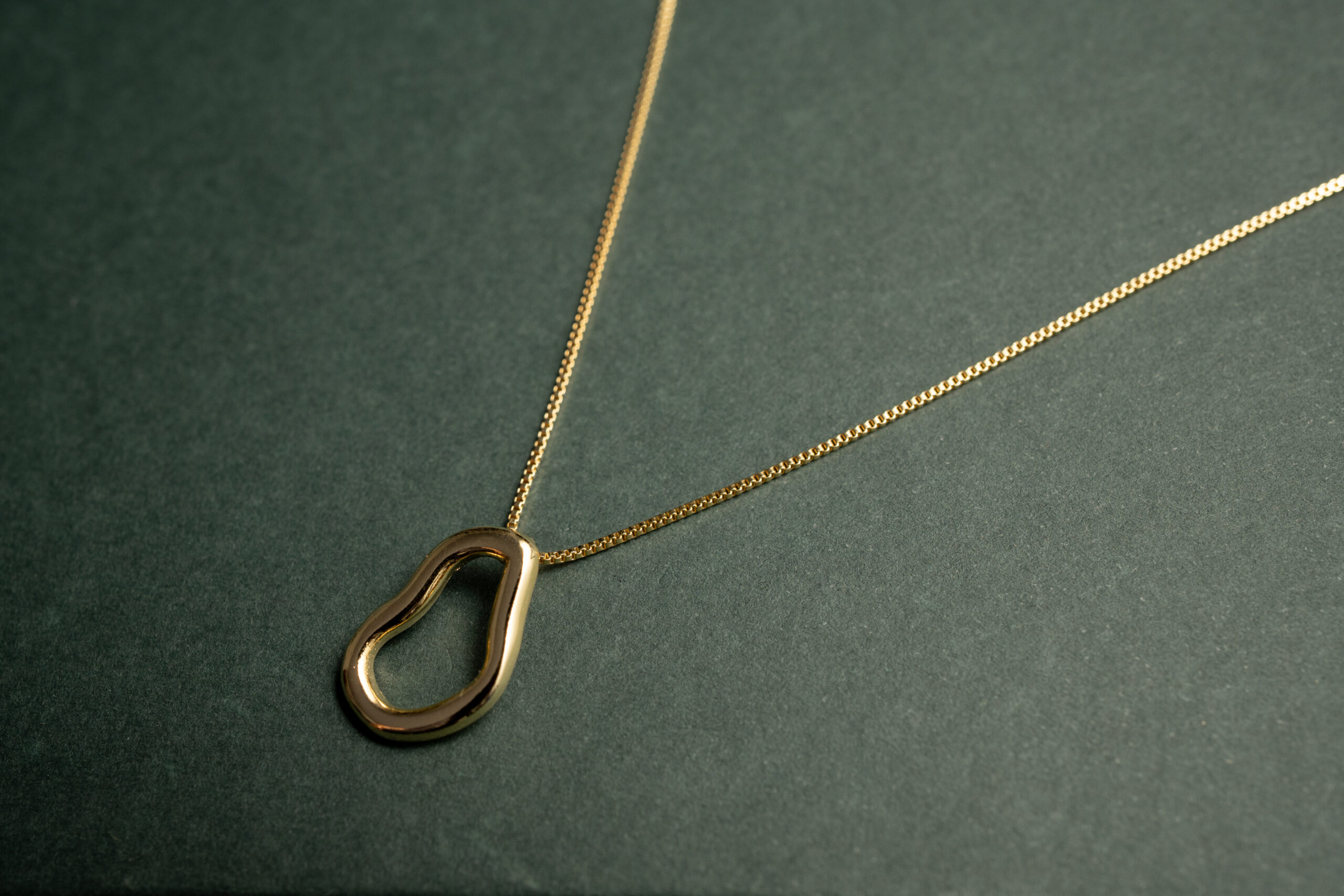 Colar Orgânico Pequeno - Banhado em Ouro 18k