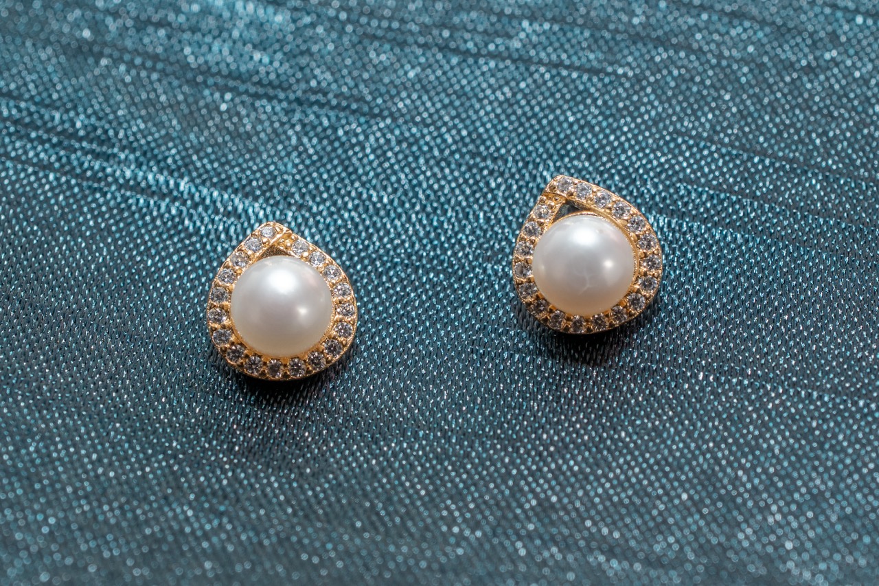 Brinco de Pérola Gota- Banhado em Ouro 18k
